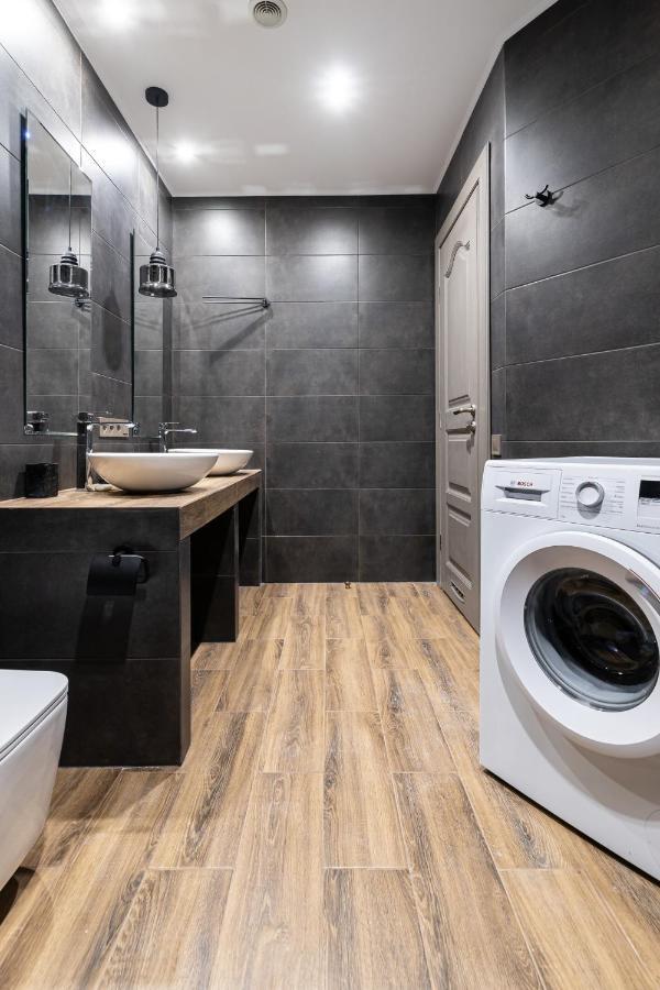 3 Room Apartments On Galytska Львів Екстер'єр фото